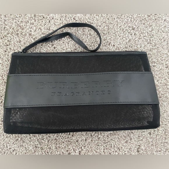 Burberry Tote Handbag - Picture 5 of 10